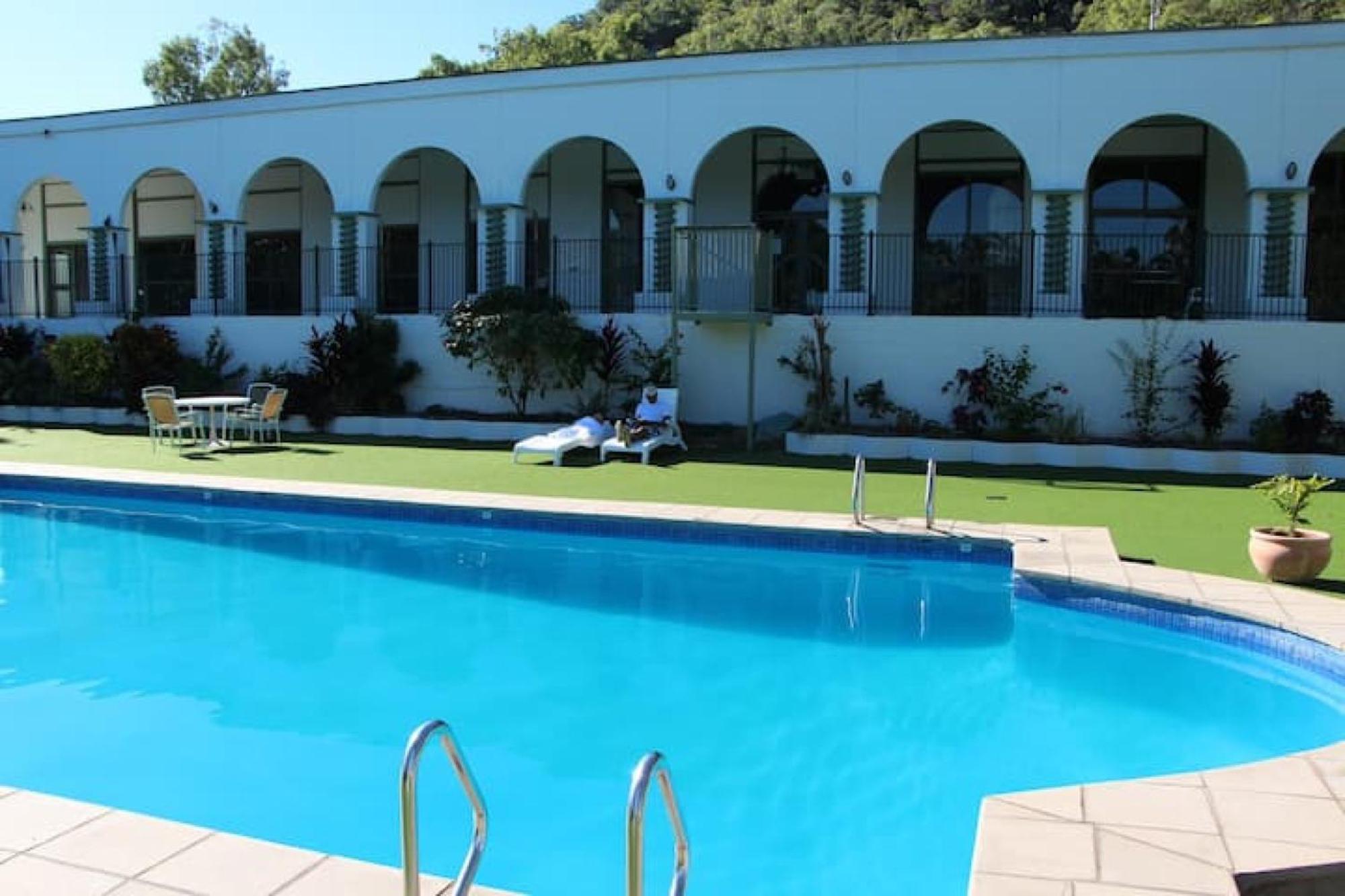 Affordable Island Escape! Queen Studio, Nelly Bay エクステリア 写真