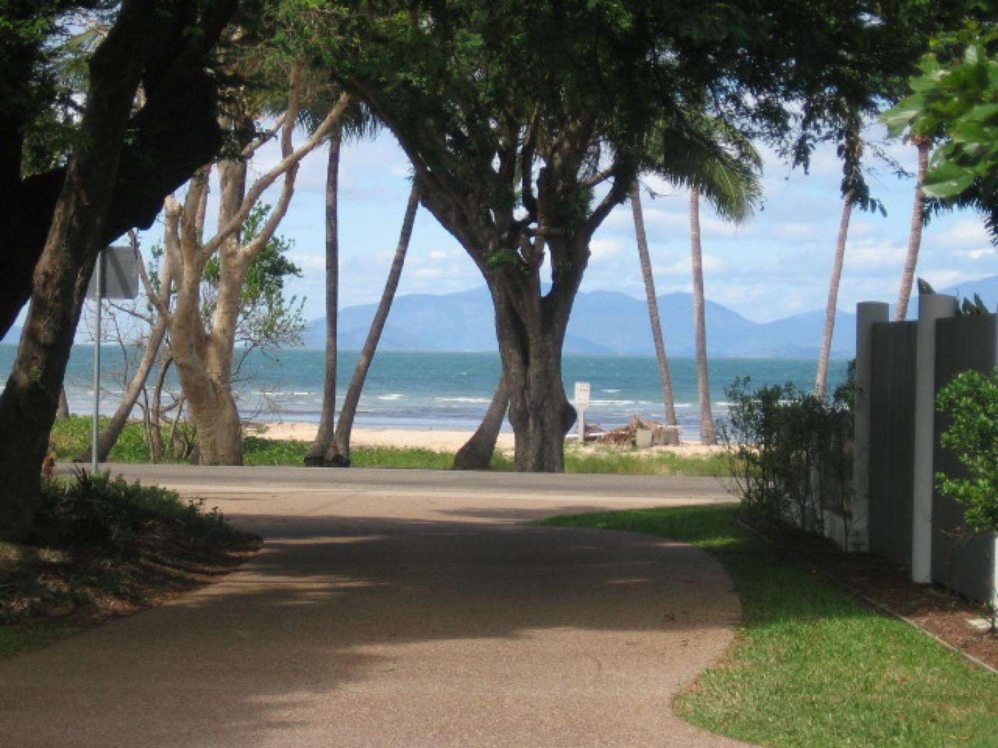 Affordable Island Escape! Queen Studio, Nelly Bay エクステリア 写真